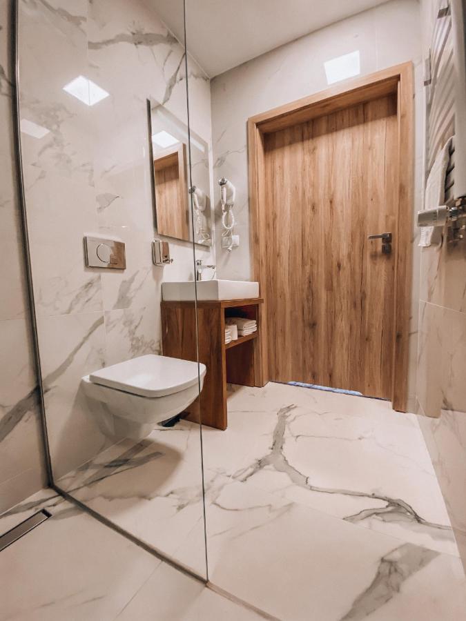 La Park Aparthotel Kudowa-Zdrój Esterno foto