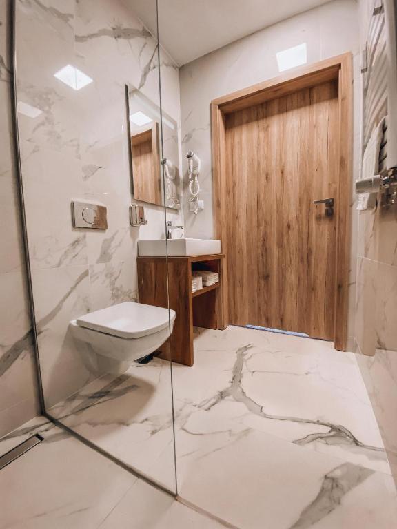La Park Aparthotel Kudowa-Zdrój Esterno foto